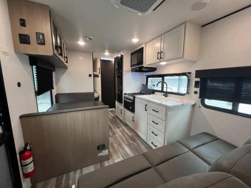 2026 Jayco 2026 Jayco Jay Flight SLX - thumbnail 12