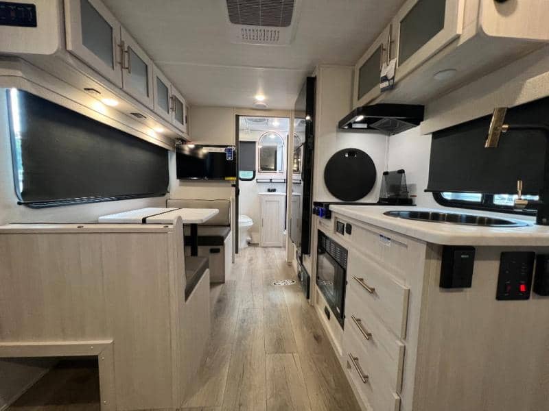 2026 Forest River 2026 Forest River R-Pod - thumbnail 13