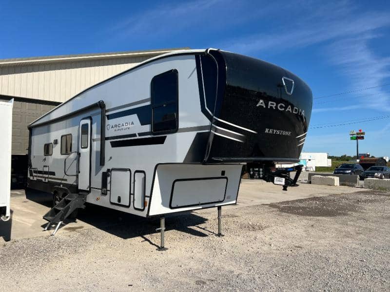 2026 Keystone RV 2026 Keystone RV Arcadia Super Lite - thumbnail 3