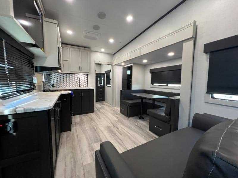 2026 Keystone RV 2026 Keystone RV Arcadia Super Lite - thumbnail 16