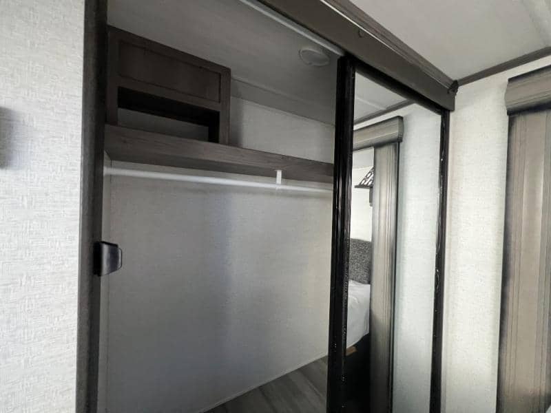 2025 Keystone RV 2025 Keystone RV Residence - thumbnail 26