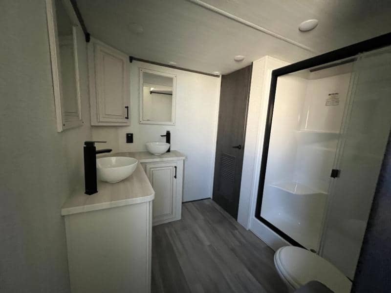 2025 Keystone RV 2025 Keystone RV Residence - thumbnail 31