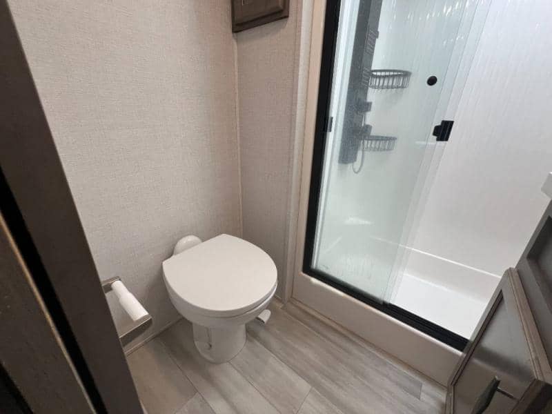 2023 Grand Design 2023 Grand Design Solitude - thumbnail 50