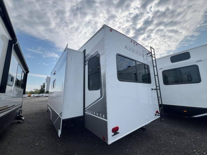 2026 Alliance RV 2026 Alliance RV Avenue - thumbnail 6