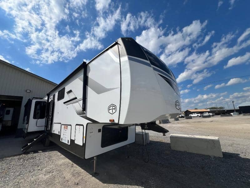 2026 Forest River 2026 Forest River Sandpiper - thumbnail 3