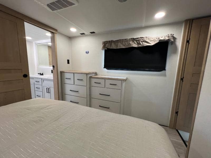 2026 Forest River 2026 Forest River Sandpiper - thumbnail 47