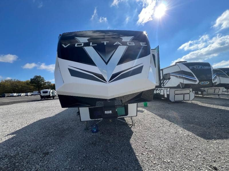 2022 Dutchmen 2022 Dutchmen Voltage - thumbnail 2