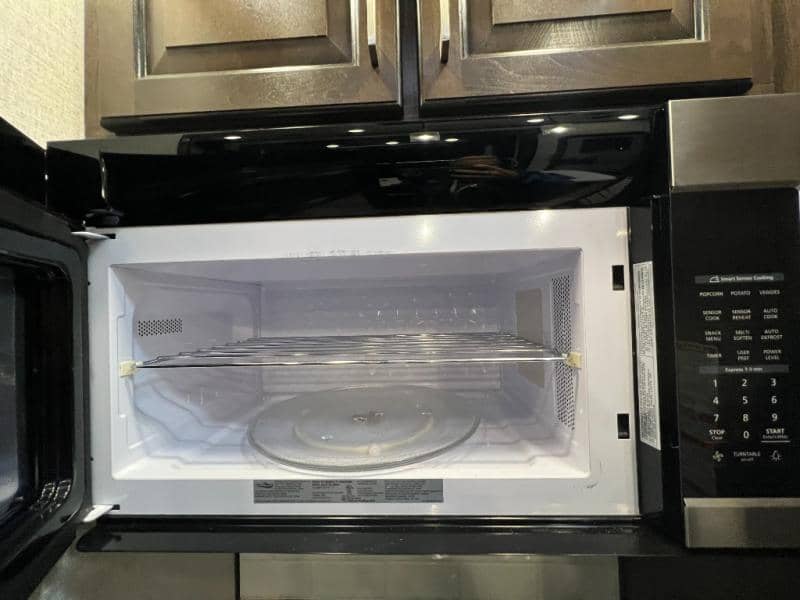 2022 Dutchmen 2022 Dutchmen Voltage - thumbnail 19