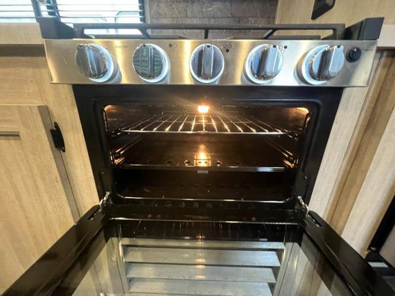 2024 Coachmen 2024 Coachmen Catalina Trail Blazer - thumbnail 20