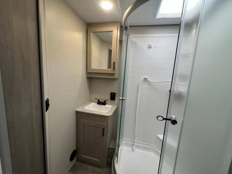 2024 Coachmen 2024 Coachmen Catalina Trail Blazer - thumbnail 35