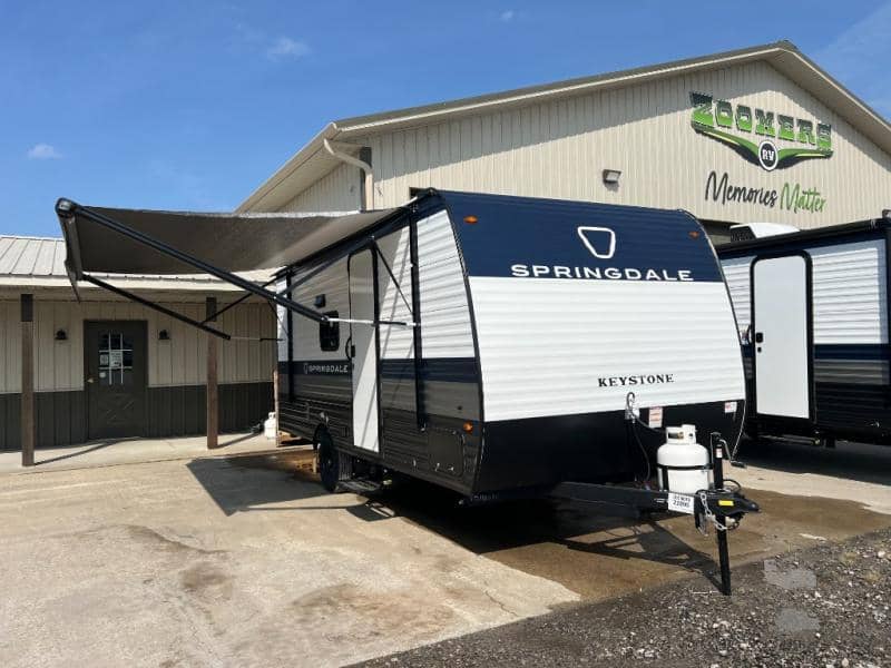 2026 Keystone RV 2026 Keystone RV Springdale Mini - thumbnail 3