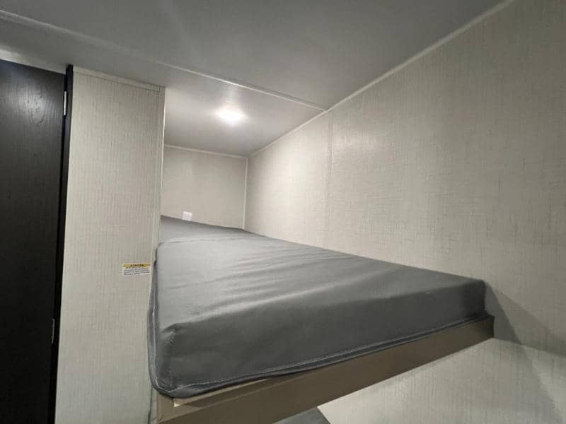 2026 Keystone RV 2026 Keystone RV Springdale Mini - thumbnail 13