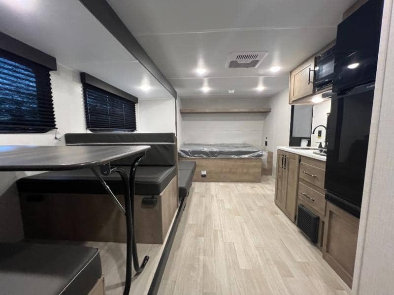 2026 Keystone RV 2026 Keystone RV Springdale Mini - thumbnail 8