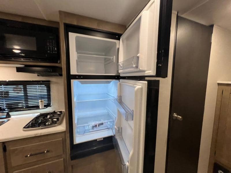 2026 Keystone RV 2026 Keystone RV Springdale Mini - thumbnail 24