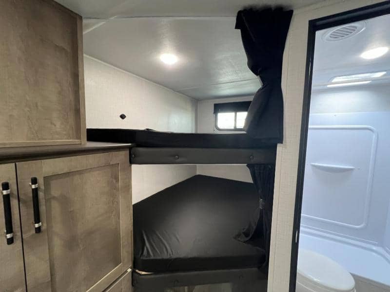 2026 Keystone RV 2026 Keystone RV Springdale Classic - thumbnail 30