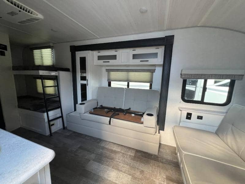 2022 Forest River 2022 Forest River R-Pod - thumbnail 15