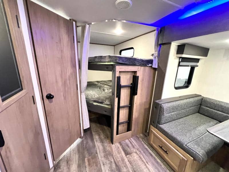 2024 Forest River 2024 Forest River Cherokee Grey Wolf - thumbnail 27