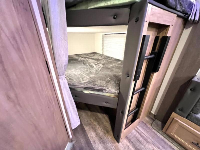 2024 Forest River 2024 Forest River Cherokee Grey Wolf - thumbnail 32