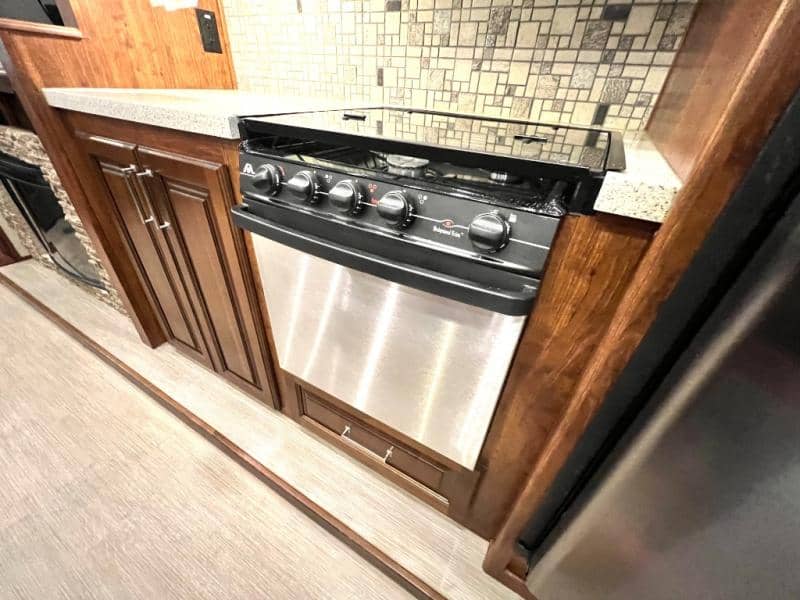 2018 Keystone RV 2018 Keystone RV Avalanche - thumbnail 30