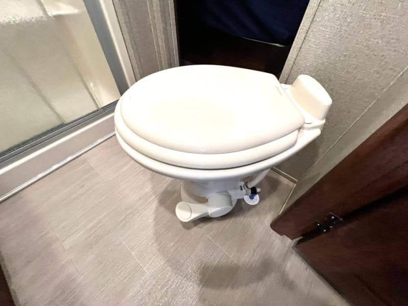 2018 Keystone RV 2018 Keystone RV Avalanche - thumbnail 37