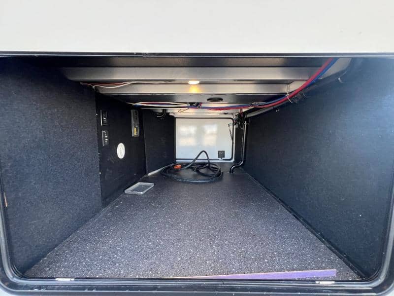 2022 Keystone RV 2022 Keystone RV Montana - thumbnail 11