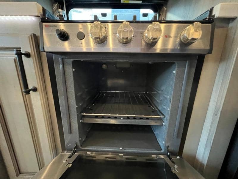 2022 Keystone RV 2022 Keystone RV Montana - thumbnail 27