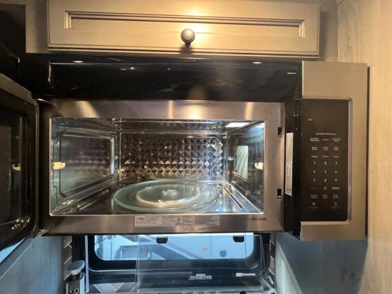 2022 Keystone RV 2022 Keystone RV Montana - thumbnail 29