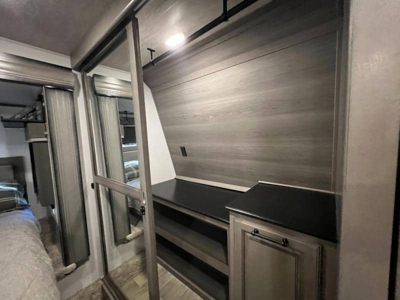 2022 Keystone RV 2022 Keystone RV Montana - thumbnail 54