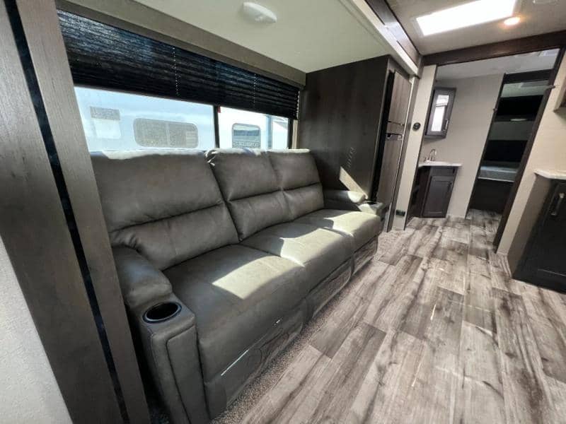 2023 Grand Design 2023 Grand Design Transcend - thumbnail 11