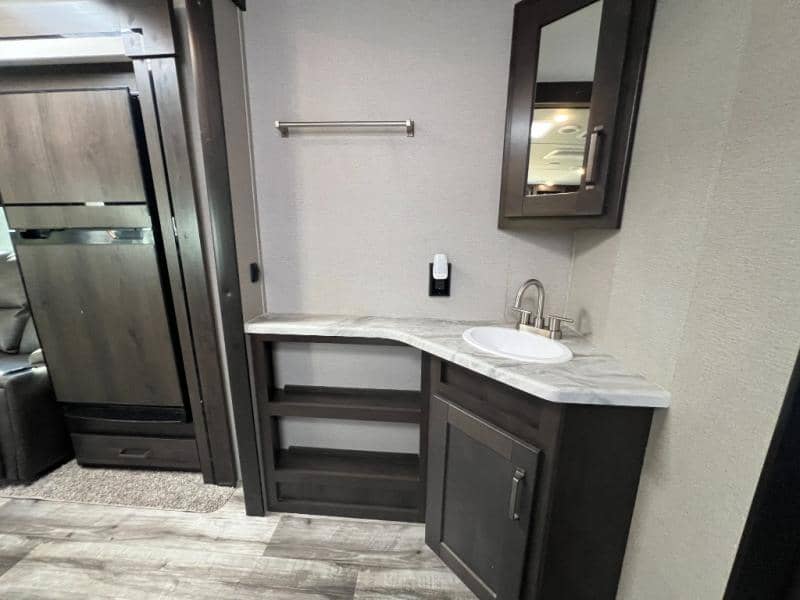 2023 Grand Design 2023 Grand Design Transcend - thumbnail 28