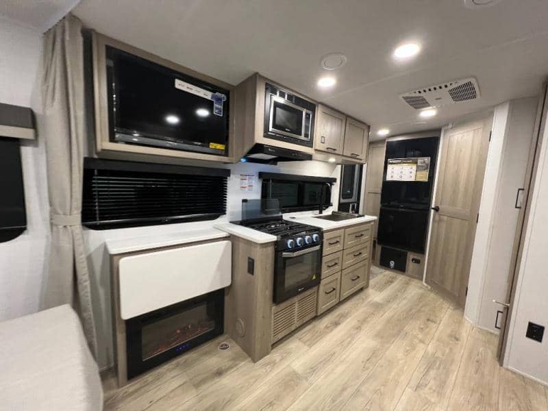 2026 Forest River 2026 Forest River Rockwood Mini Lite - thumbnail 16