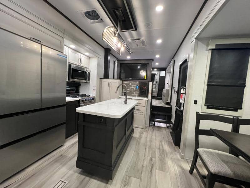 2026 Keystone RV 2026 Keystone RV Alpine - thumbnail 19