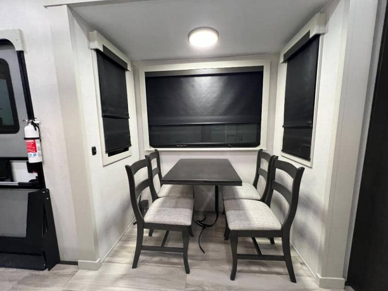 2026 Keystone RV 2026 Keystone RV Alpine - thumbnail 21