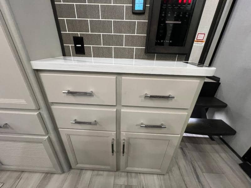 2026 Keystone RV 2026 Keystone RV Alpine - thumbnail 26