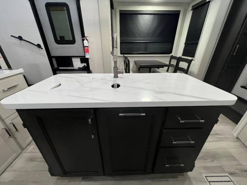 2026 Keystone RV 2026 Keystone RV Alpine - thumbnail 28