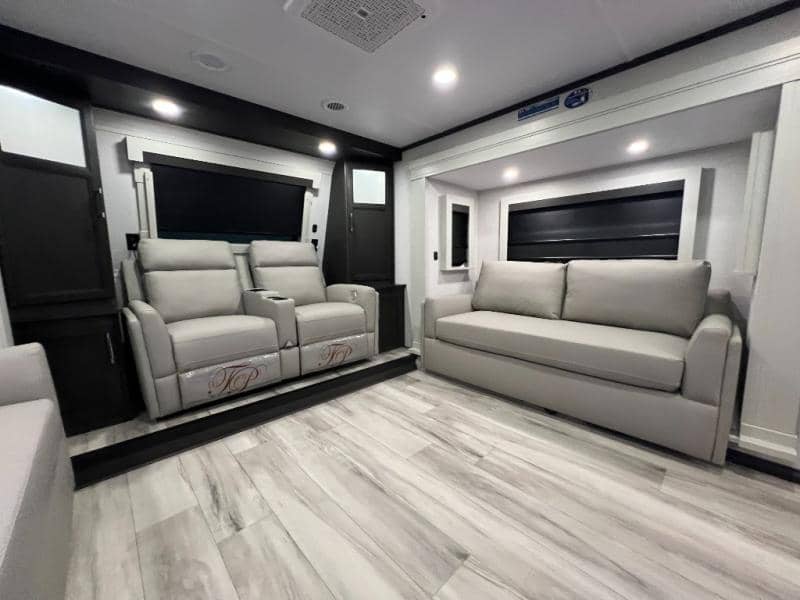 2026 Keystone RV 2026 Keystone RV Alpine - thumbnail 43