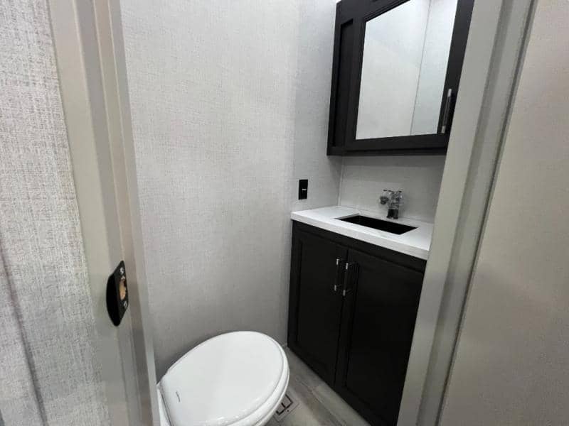 2026 Keystone RV 2026 Keystone RV Alpine - thumbnail 47