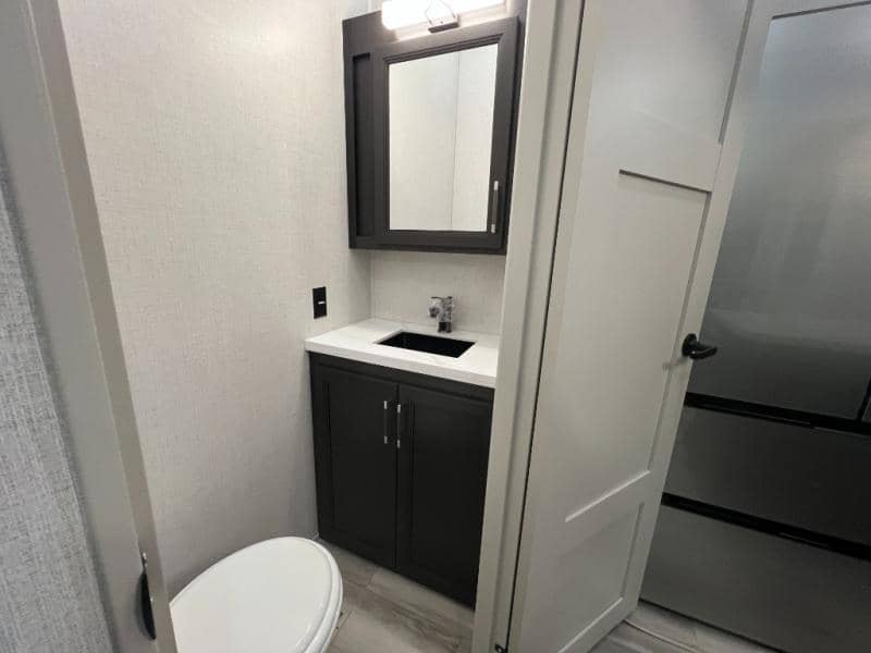 2026 Keystone RV 2026 Keystone RV Alpine - thumbnail 49