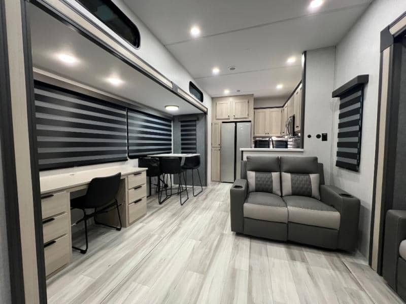 2026 Forest River 2026 Forest River Wildcat - thumbnail 15