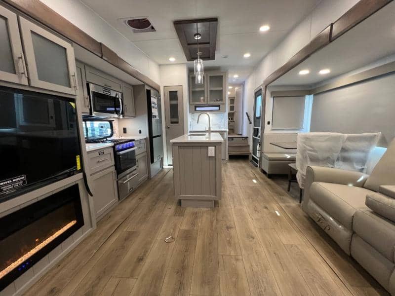 2026 Alliance RV 2026 Alliance RV Avenue - thumbnail 33