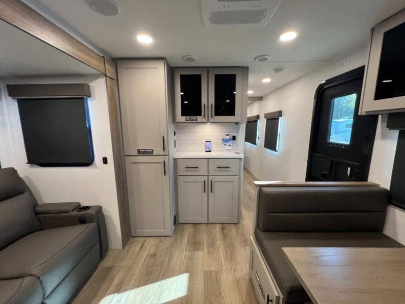 2026 Alliance RV 2026 Alliance RV Delta - thumbnail 18