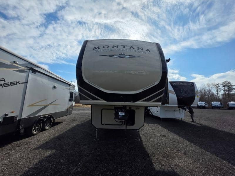 2018 Keystone RV 2018 Keystone RV Montana High Country - thumbnail 4
