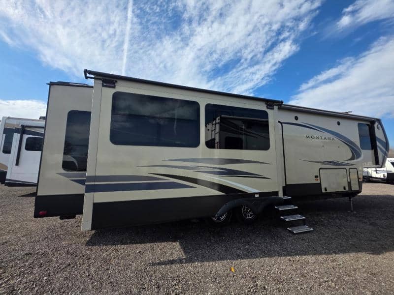 2018 Keystone RV 2018 Keystone RV Montana High Country - thumbnail 8