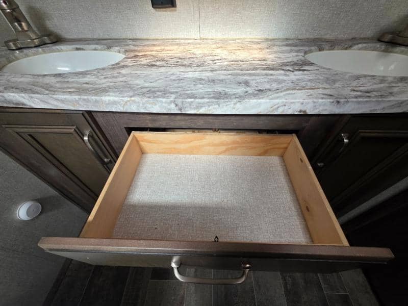 2018 Keystone RV 2018 Keystone RV Montana High Country - thumbnail 56