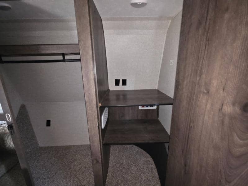 2018 Keystone RV 2018 Keystone RV Montana High Country - thumbnail 61