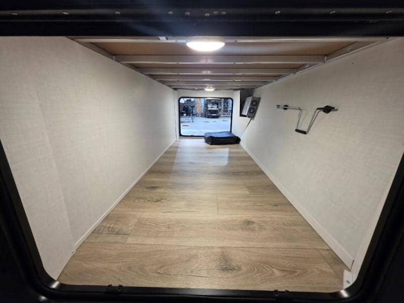 2026 Forest River 2026 Forest River Rockwood Ultra Lite - thumbnail 9