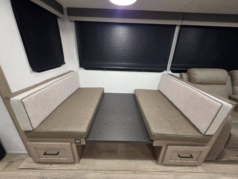 2026 Forest River 2026 Forest River Rockwood Ultra Lite - thumbnail 14