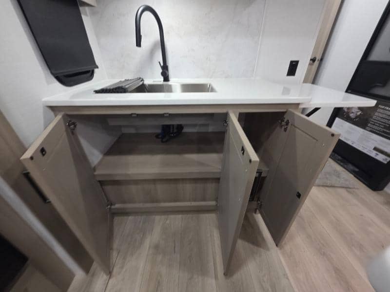 2026 Forest River 2026 Forest River Rockwood Ultra Lite - thumbnail 32