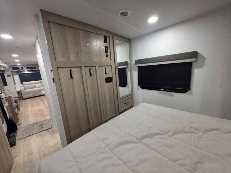 2026 Forest River 2026 Forest River Rockwood Ultra Lite - thumbnail 46