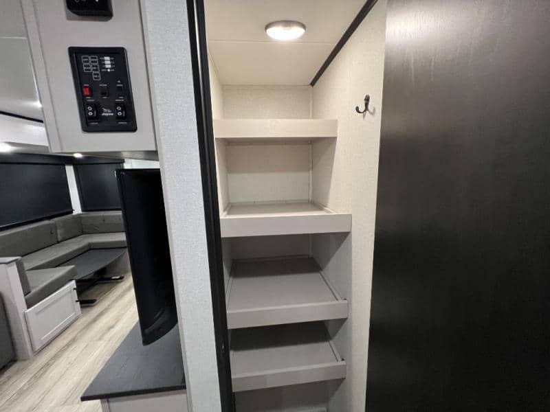 2026 Jayco 2026 Jayco Jay Feather - thumbnail 28